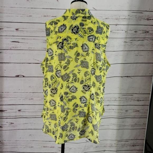 Attention Yellow & Black Floral Sleeveless blouse - Picture 3 of 8
